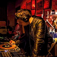 DJ Cramér