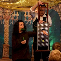 Zaubershow für Familien