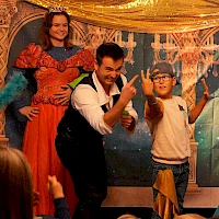 Zaubershow für Familien